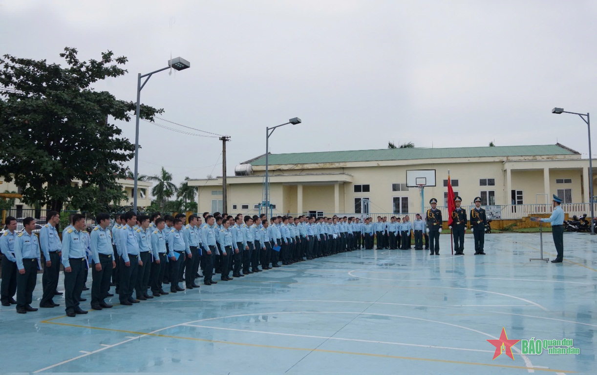 Sư đoàn 372 tập huấn cán bộ năm 2025